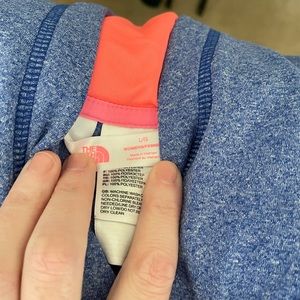 NorthFace hooded sweatshirt, only worn handful of times!  Very comfortable.